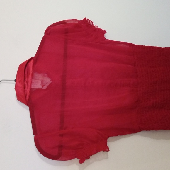 Short Sleeve Button Up Blouse with Satin Collar - Picture 8 of 9